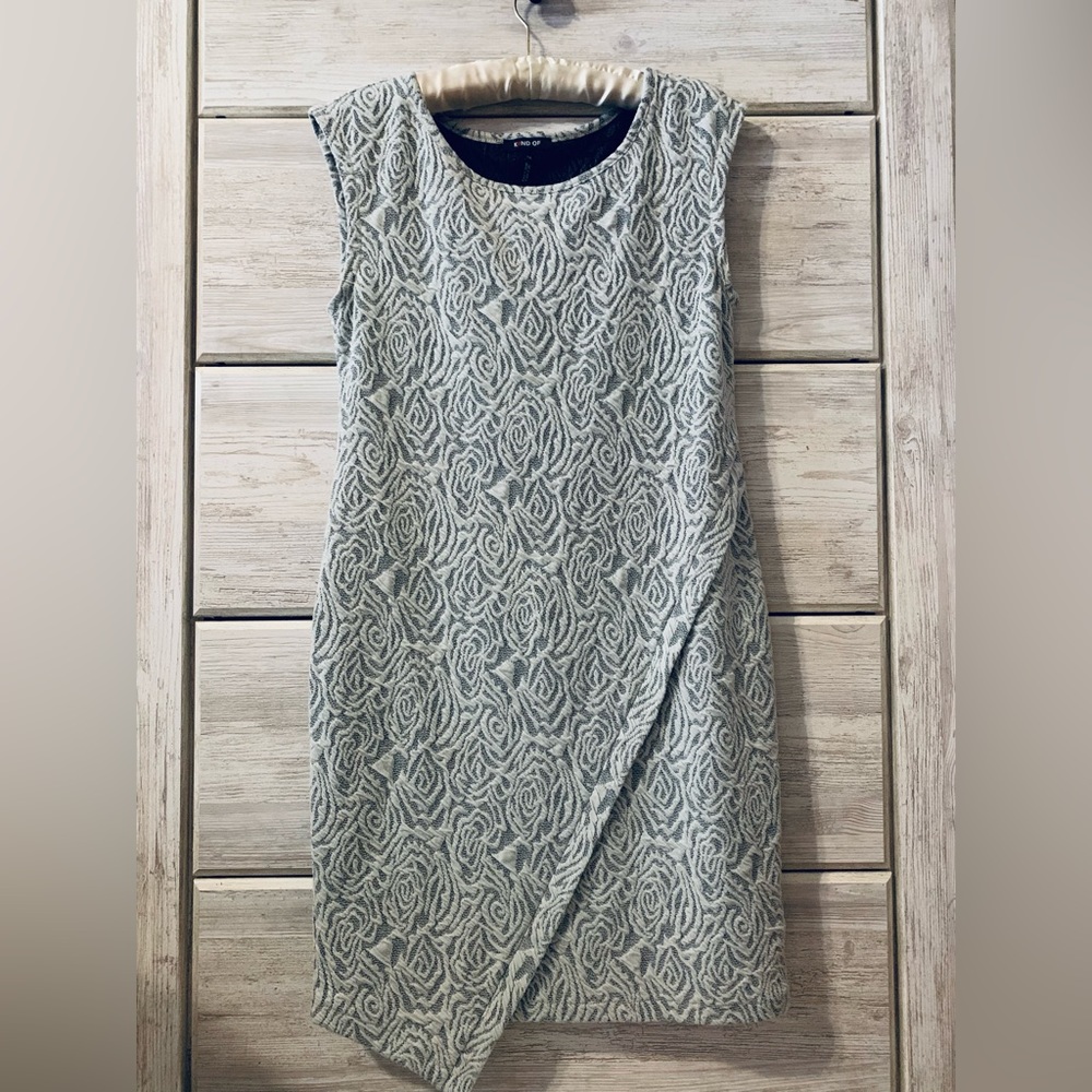 Kiind Of Dress; Soft; Stretchy
